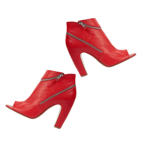 MAISON MARGIELA RED LEATHER ANKLE BOOTS